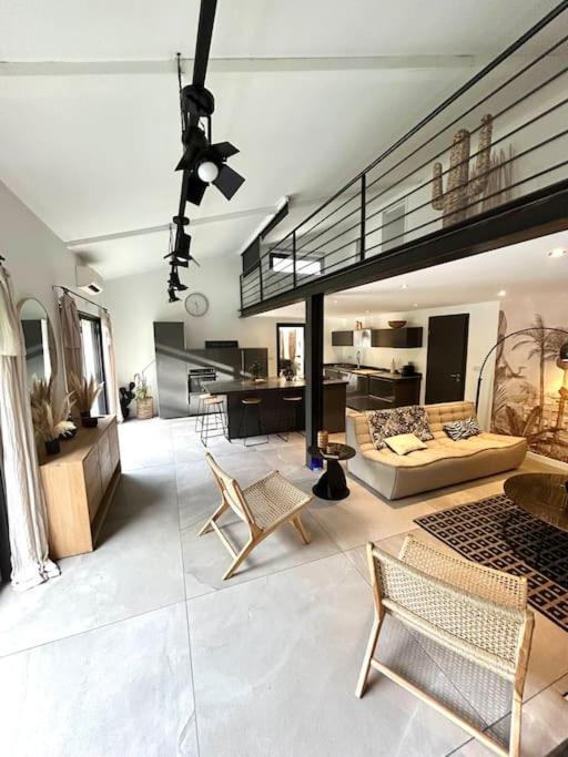 Superbe Maison Avec Jacuzzi Ventabren Exterior photo
